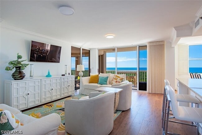 property at 6585 Nicholas Blvd