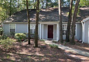 10617 SW 55 Pl in Gainesville, FL - Building Photo