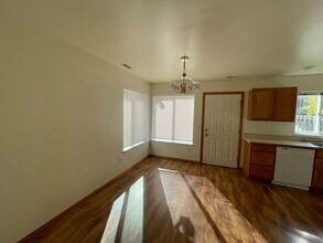 1990 Greatview Dr in Kalispell, MT - Building Photo - Building Photo