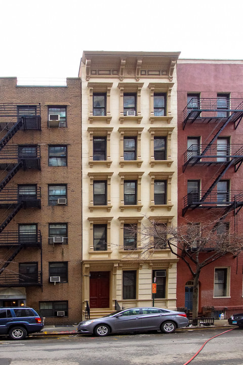 432 E 58th St in New York, NY - Building Photo