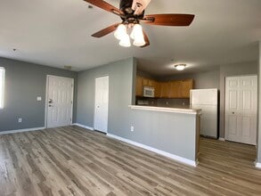 136 Bertram Dr in Yorkville, IL - Building Photo - Building Photo