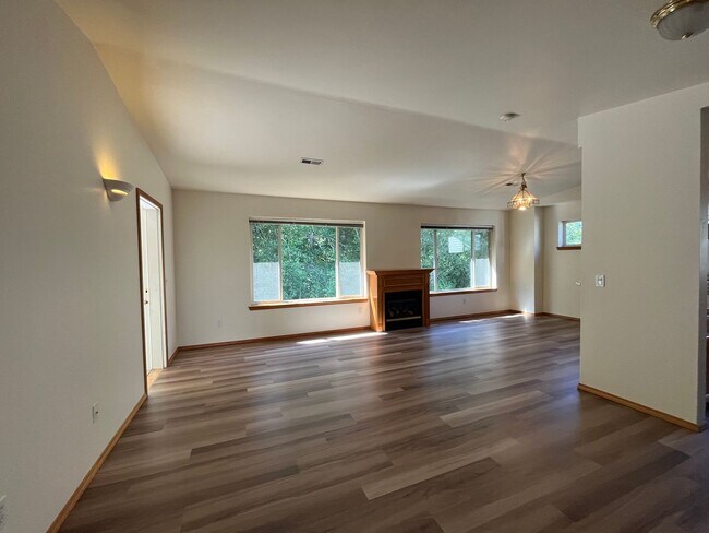 2040 Superior St in Bellingham, WA - Building Photo - Building Photo