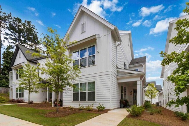 property at 2000 Harvest Pond Cir