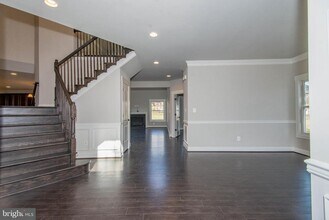 7408 Bethune St in Falls Church, VA - Building Photo - Building Photo