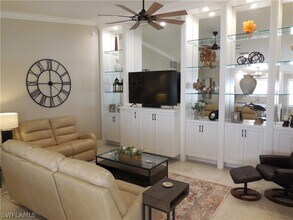 5441 Guadeloupe Way in Naples, FL - Building Photo - Building Photo