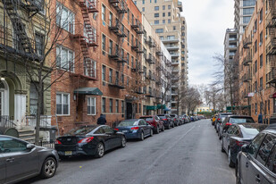 529 E 88th St in New York, NY - Foto de edificio - Building Photo