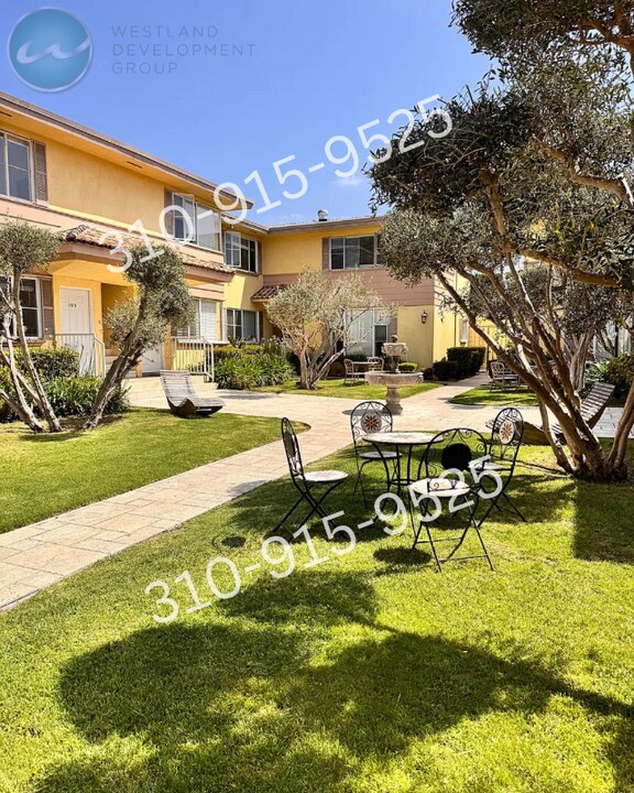 3166 S Barrington Ave in Los Angeles, CA - Foto de edificio