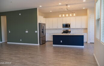 4336 E Austin Dr in Gilbert, AZ - Building Photo - Building Photo