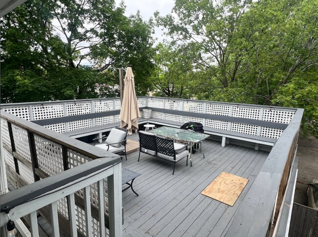 419 Concord Ave, Unit 2
