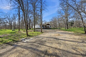 39512 Donigan Rd in Brookshire, TX - Building Photo - Building Photo