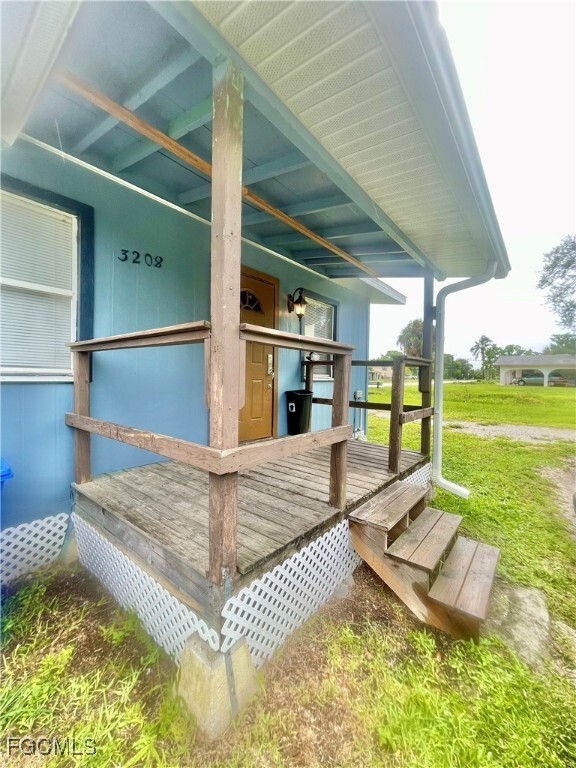 property at 3208-3216-3216 Dale St