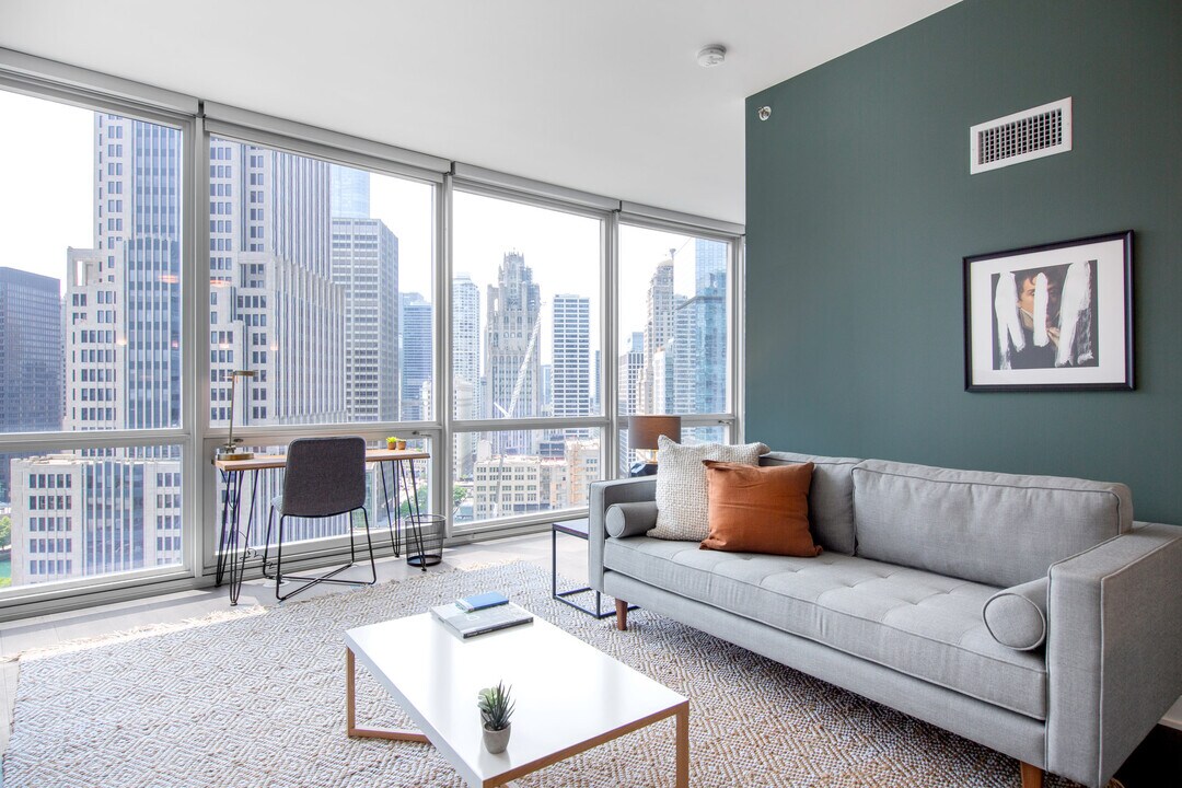 311 W Illinois St, Unit FL6-ID1247 in Chicago, IL - Building Photo