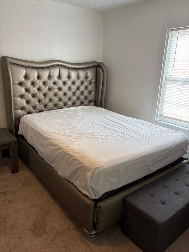 property at 173 Chappell Rd NW