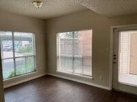 3729 Thistlemont Dr photo'