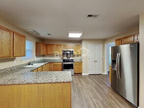 6119 Spanish Moss Ln in Charlotte, NC - Building Photo - Building Photo