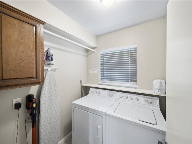 1206 Oakwood Dr in Broken Arrow, OK - Building Photo - Building Photo