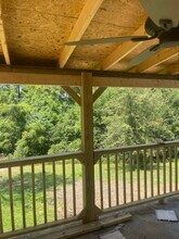 290 Mark Lowery Rd in Somerset, KY - Building Photo - Building Photo