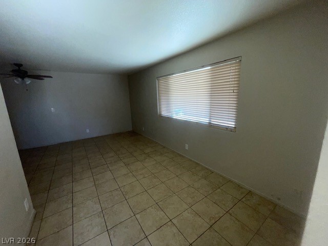 4360 Twin View Cir in Las Vegas, NV - Building Photo - Building Photo