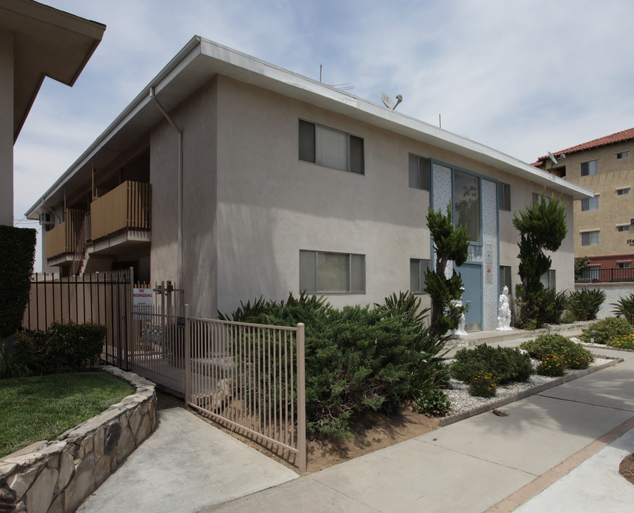 1405 7th St in Riverside, CA - Building Photo