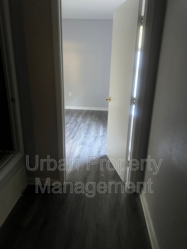 property at 720 Regent Pl