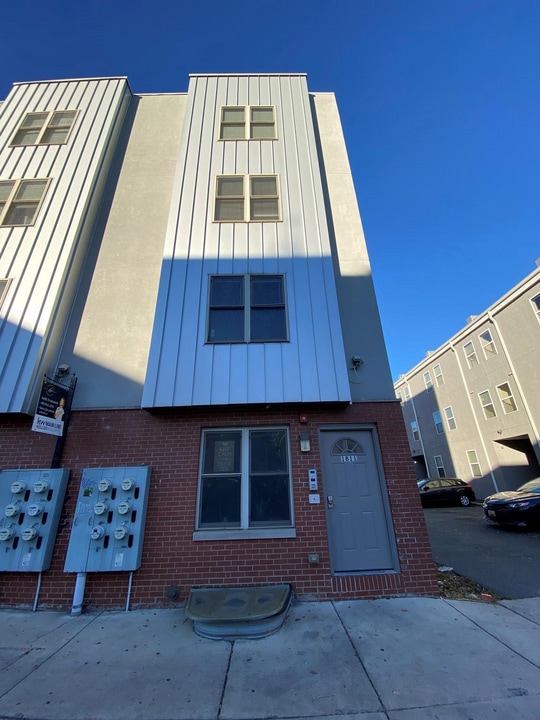 1811 Cecil B Moore Ave, Unit C Photo