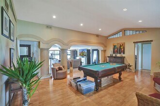 1000 SE 7th Ave in Pompano Beach, FL - Building Photo - Building Photo