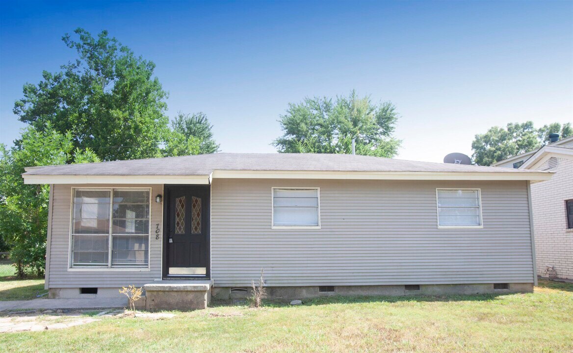 708 Dorothy Dr in North Little Rock, AR - Building Photo