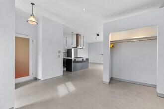 301 Euclid Ave in Toronto, ON - Building Photo - Building Photo