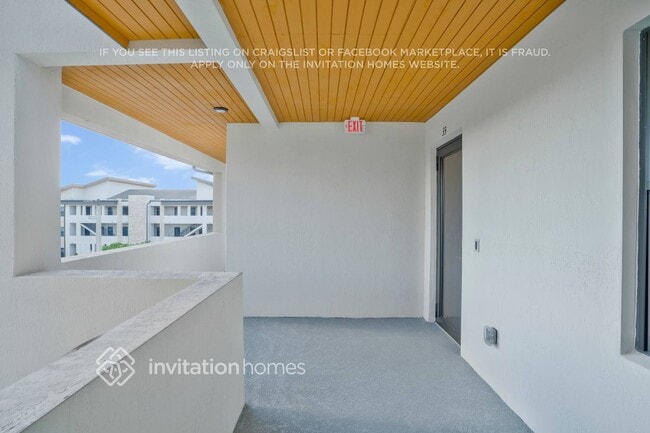 7819 NW 104th Ave in Doral, FL - Building Photo - Building Photo