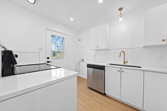 1209 N 6th St in Waco, TX - Foto de edificio - Building Photo