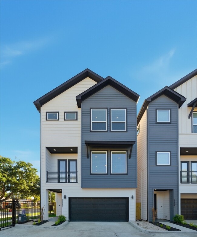 property at 10929 Ivyridge Rd