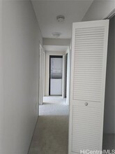 3009 Ala Makahala Pl in Honolulu, HI - Foto de edificio - Building Photo