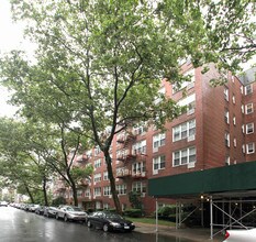 1580 E 13th St in Brooklyn, NY - Foto de edificio - Building Photo
