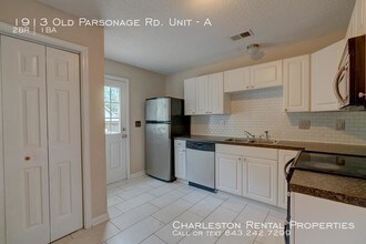 1913 Old Parsonage Rd in Charleston, SC - Building Photo - Building Photo