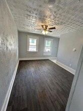 420 E Indiana St in Newark, OH - Building Photo - Building Photo