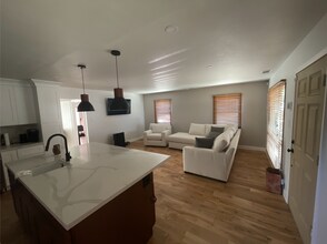 720 Oakwood Ave in Vallejo, CA - Building Photo - Building Photo