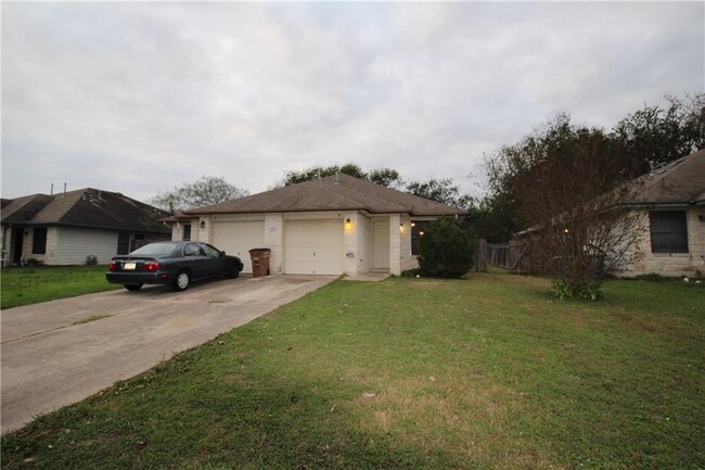 property at 8502 Apple Carrie Cove