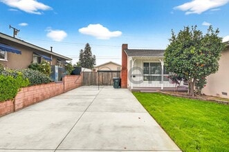 1200 E Elgenia Ave in West Covina, CA - Building Photo - Building Photo