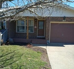 67 Dundonald St in St Catharines, ON - Building Photo - Building Photo