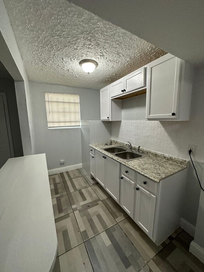 1512-1514 McConihe St in Jacksonville, FL - Building Photo - Building Photo