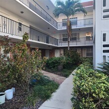 2424 NE 9th St in Fort Lauderdale, FL - Building Photo - Building Photo