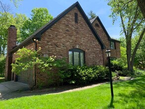 18325 Forest Terrace in Carmel, IN - Building Photo - Building Photo