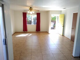615 Oriole Ave in Davis, CA - Building Photo