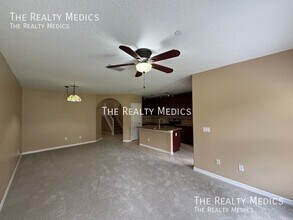 5926 Tivoli Gardens Blvd in Orlando, FL - Building Photo - Building Photo