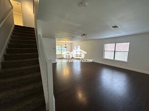 1305 Bradbury Ln in Austin, TX - Building Photo - Building Photo