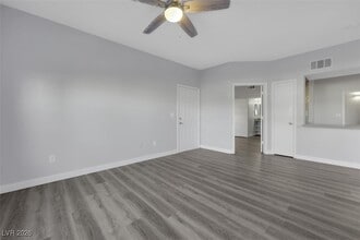 7255 W Sunset Rd, Unit 1087 in Las Vegas, NV - Building Photo - Building Photo