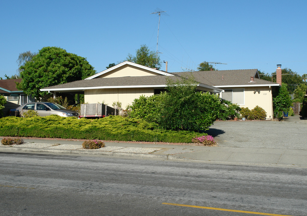 1323 Kingfisher Way in Sunnyvale, CA - Building Photo