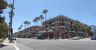 Beverly Hills Senior Housing in Beverly Hills, CA - Building Photo