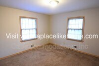 7820 Arlington Ave photo'