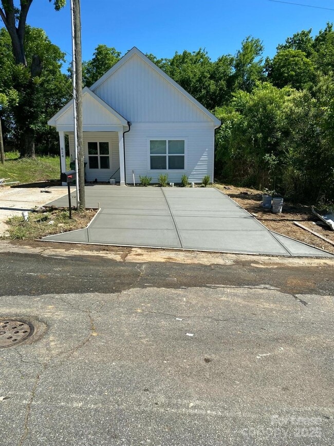 624 Cantwell St in Charlotte, NC - Building Photo - Building Photo
